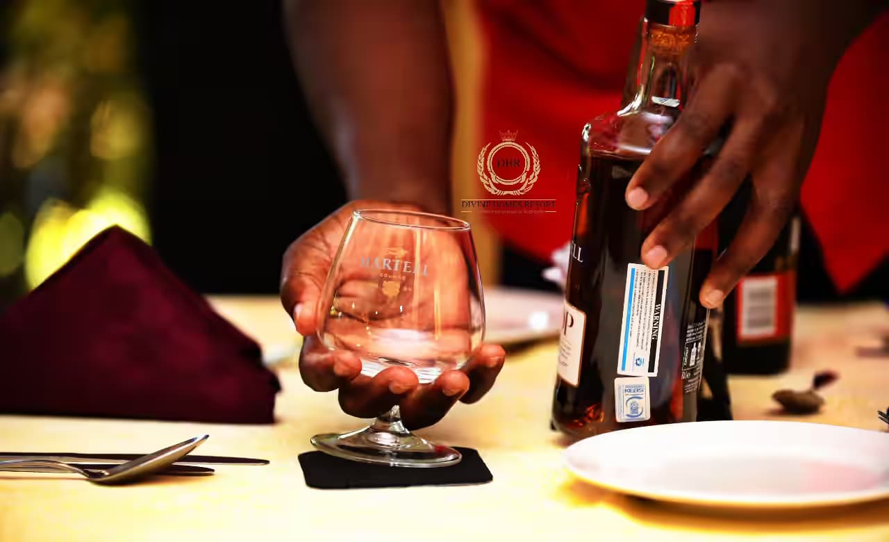 Divine Bar gallery 5